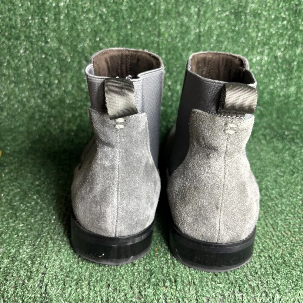 Kenneth Cole Chelsea Suede Ankle Elastic Goring Sleek Boot Grey Mens Size 10